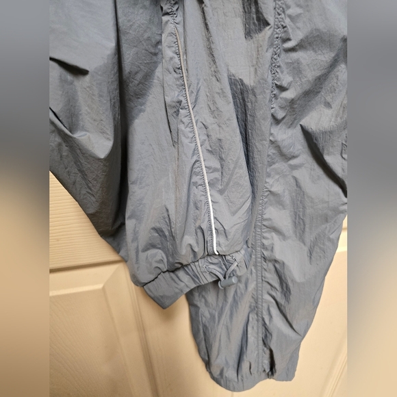 Fabletics  Sheer Ripstop Parachute Pant Grey Sz Small/Med - Picture 6 of 10